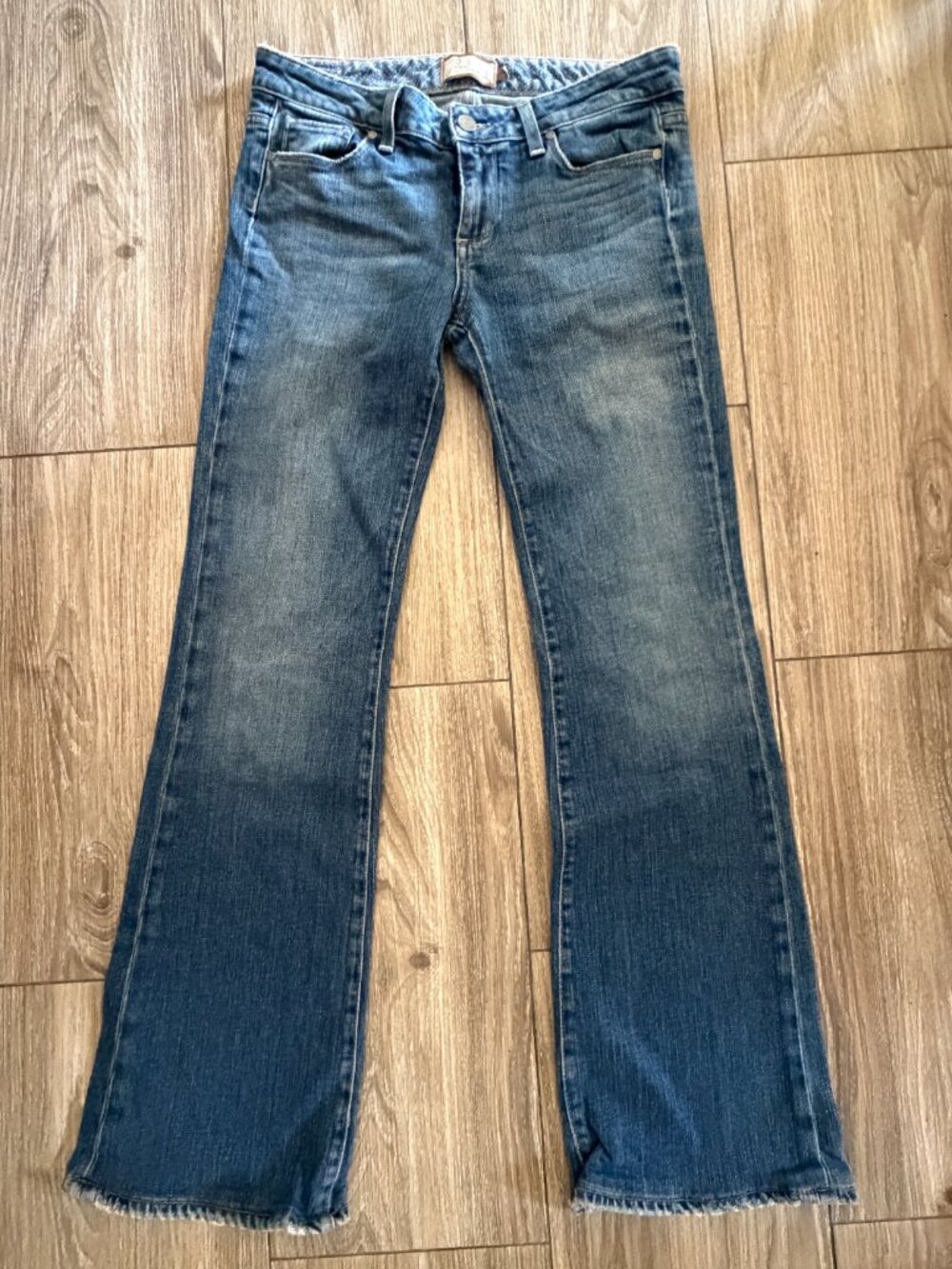 PAIGE Hollywood Hills Bootcut Jeans Size 29 Medium Wash Raw Hem - Picture 4 of 14